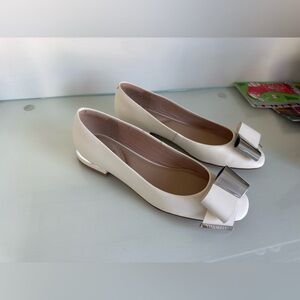 Ted Baker London Daria Bow Flat size 8